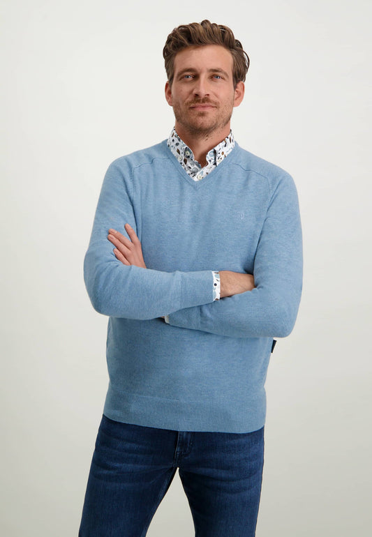 Light blue woolen V-neck pullover State of Art - 23000/5600