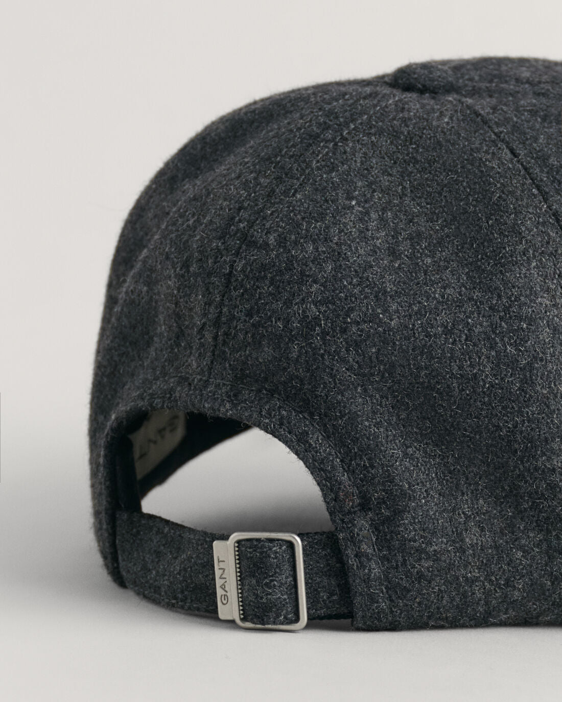 Dark grey cap Gant - 9900212/275