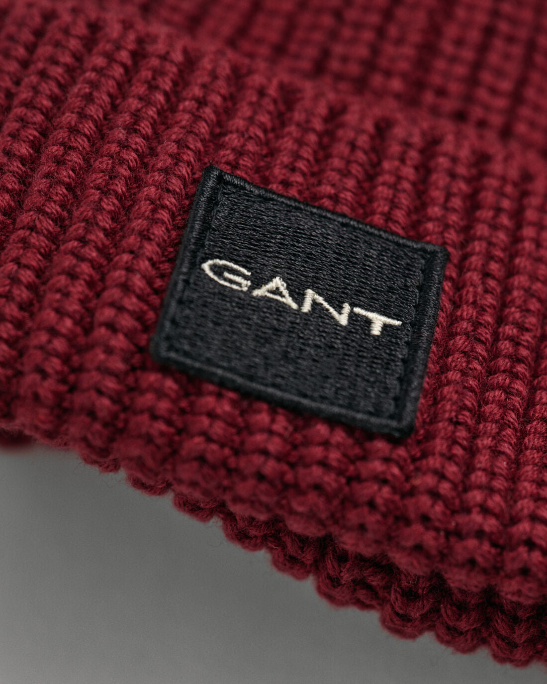 Dark red woolen beanie Gant - 9910023/604