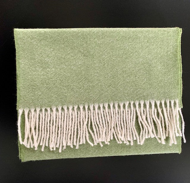 Light Green herringbone woolen scarf Lana Verde